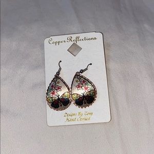 Butterfly oval earrings